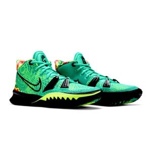 Kyrie ep 7 Weatherman’s 2021 (court shoes)